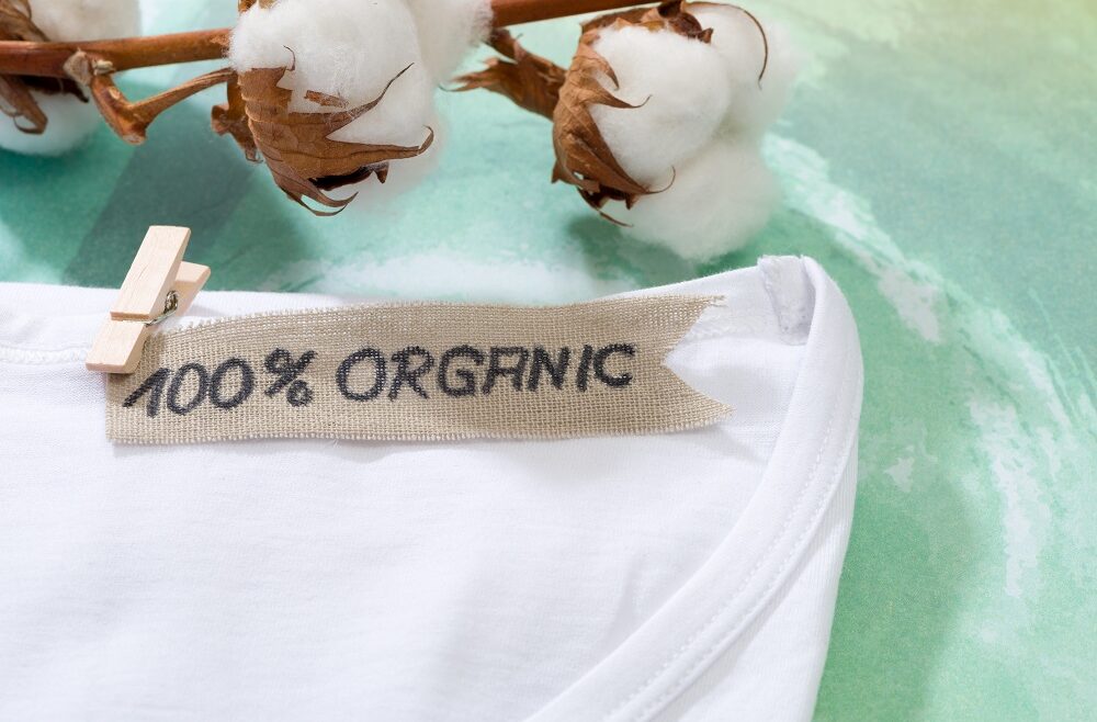 Bawełna organiczna – materiał idealny na ubranka dla dzieci